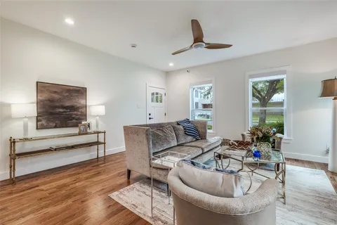 $699,000 | 734 North Montclair Avenue, Dallas, TX 75208