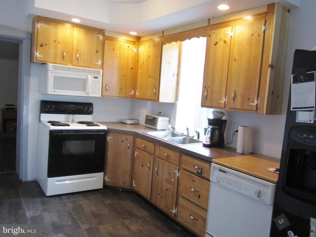 463 Lauschtown Road Denver, PA 17517 - Photo 4 of 28