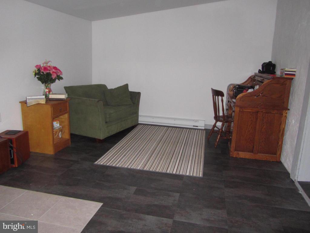 463 Lauschtown Road Denver, PA 17517 - Photo 6 of 28