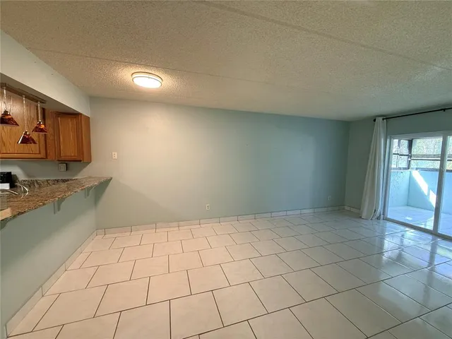 $1,600 | 100 East Kentucky Avenue, Unit A6, Deland, FL 32724