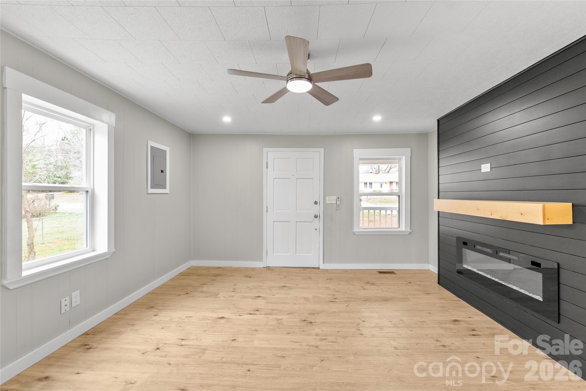 321 South Myrtle School Road Gastonia, NC 28052 - Photo 9 of 34 a view of an empty room and window