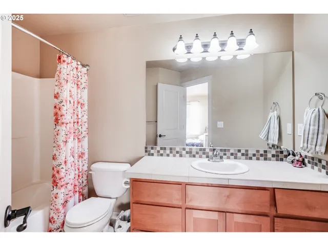 $380,000 | 2981 Southwest 187th Avenue, Beaverton, OR 97003