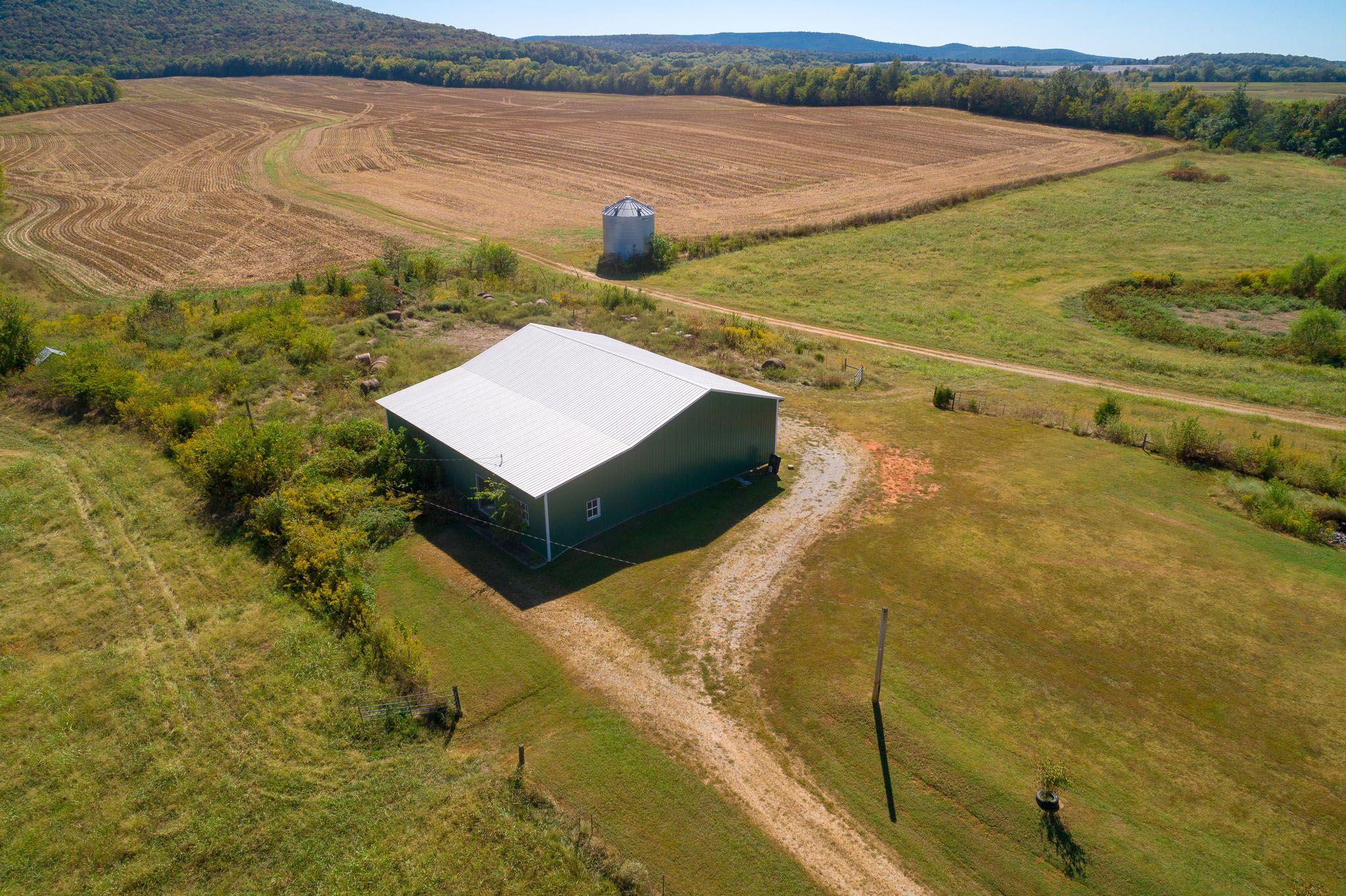1 Hickory Grove Road Huntland, TN 37345 - Photo 3 of 27 Gallery Image 3