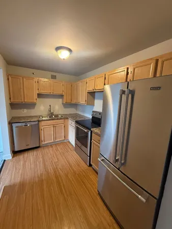 $2,378 | 200 North Dearborn Street, Unit 2801, Chicago, IL 60601