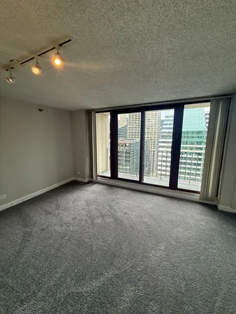 $2,378 | 200 North Dearborn Street, Unit 2801, Chicago, IL 60601