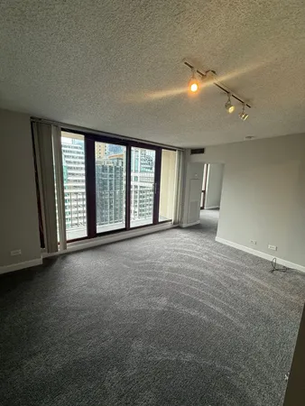 $2,378 | 200 North Dearborn Street, Unit 2801, Chicago, IL 60601