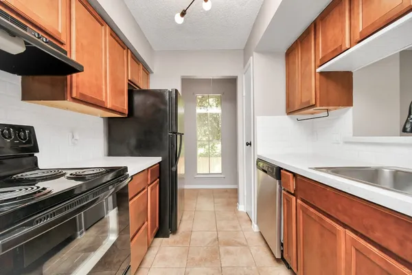 $72,000 | 1505 Ward Road, Unit 182, Baytown, TX 77520