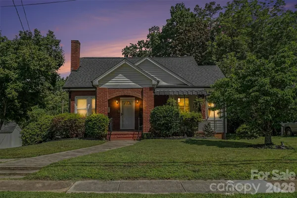 $325,000 | 89 Hillcrest Avenue Southeast, Concord, NC 28025