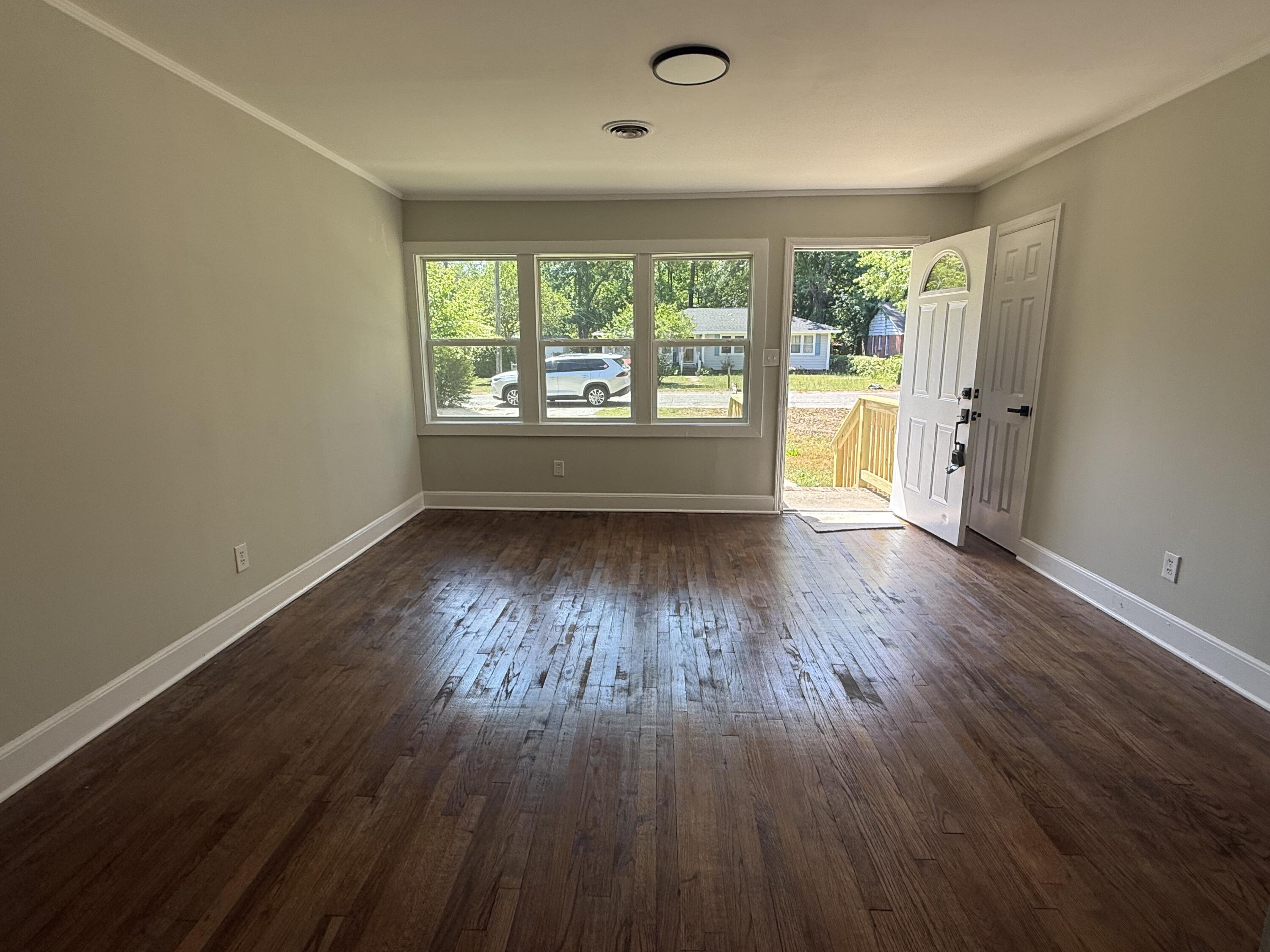 311 Lee Street Sumter, SC 29150 - Photo 7 of 35