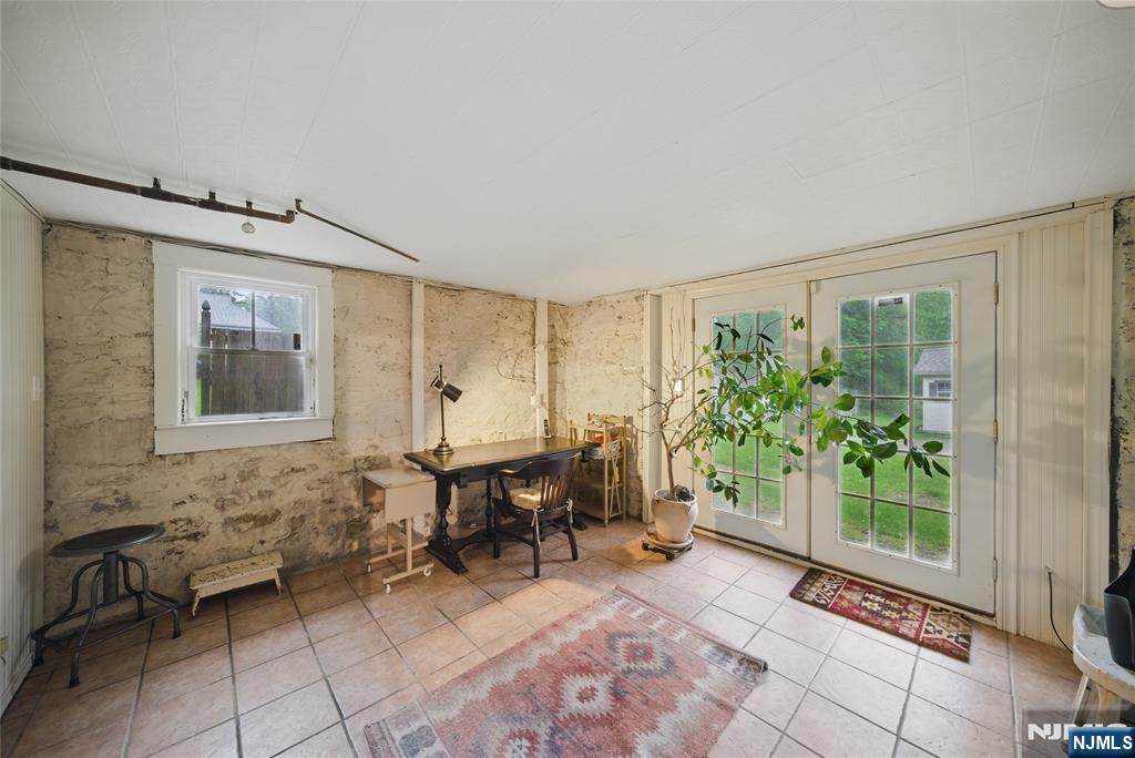 351 Franklin Road Denville, NJ 07834 - Photo 37 of 45 a view of a livingroom with furniture and sitting area