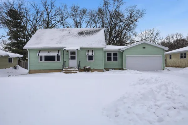 $295,000 | 413 North Stevenson Street, DeForest, WI 53532