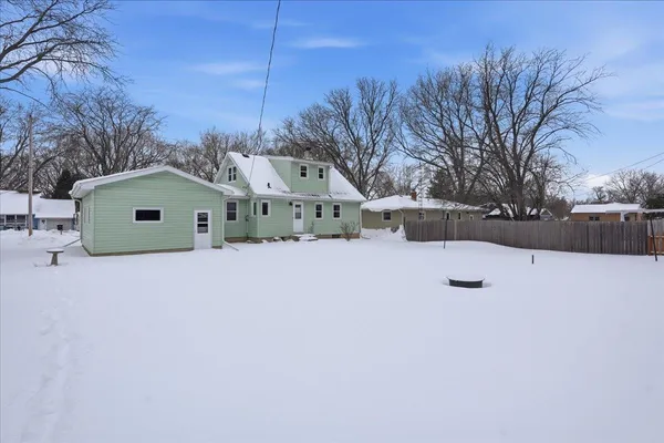 $295,000 | 413 North Stevenson Street, DeForest, WI 53532
