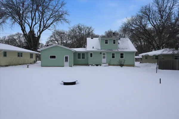 $295,000 | 413 North Stevenson Street, DeForest, WI 53532