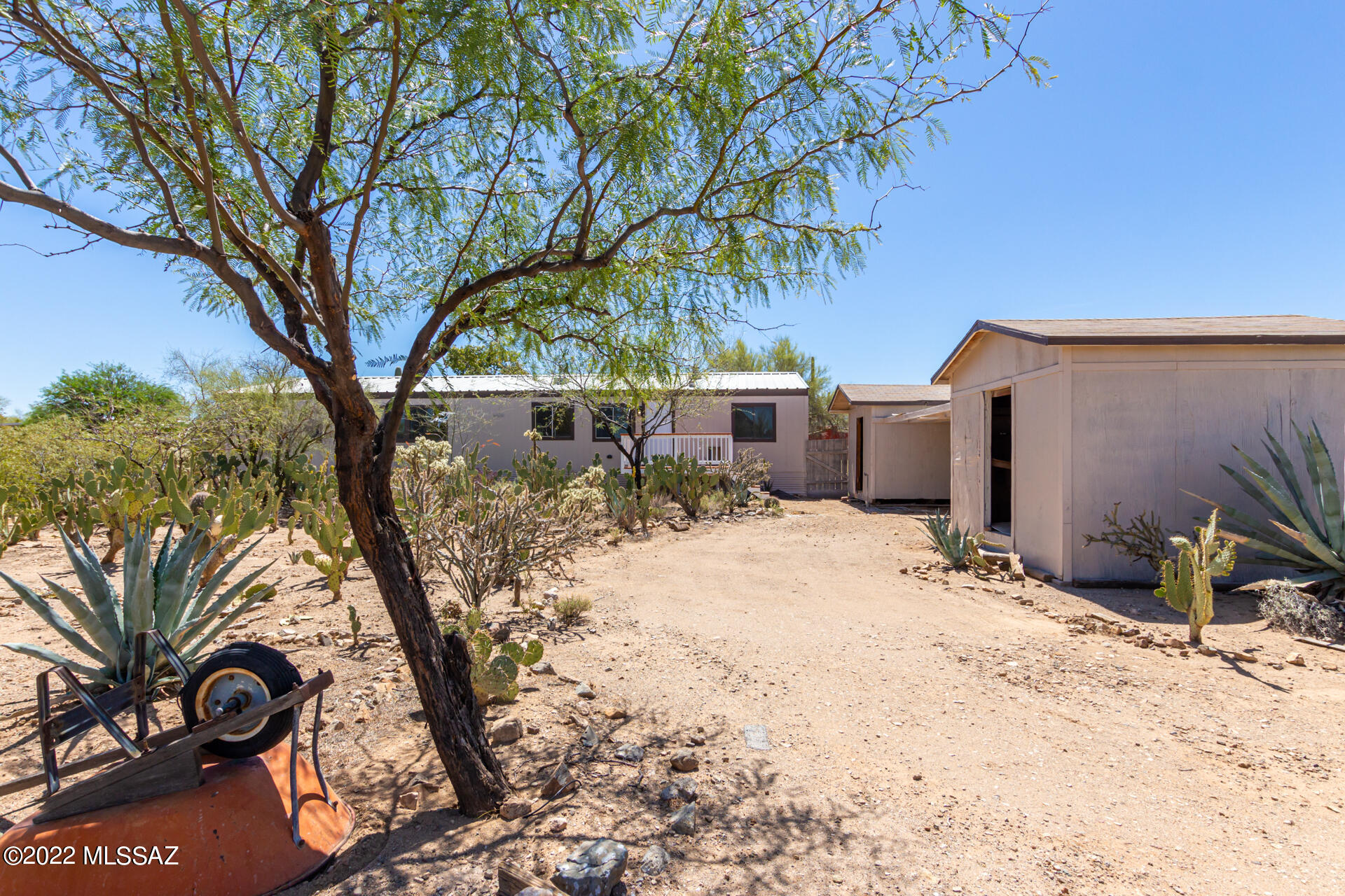 10390 West Ina Road Tucson, AZ 85743 - Photo 1 of 41 Gallery Image 1