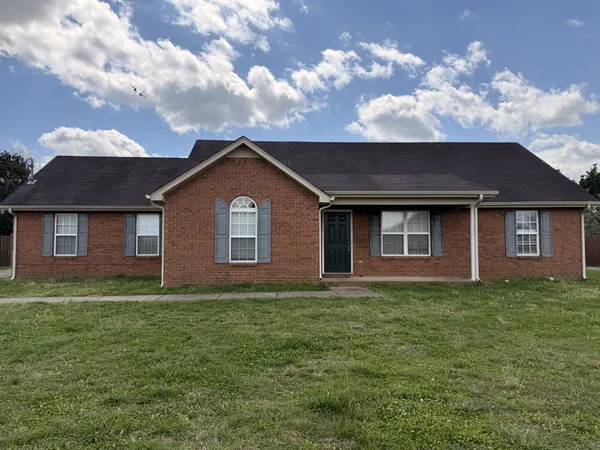 $1,950 | 2934 Ridgewood Drive, Christiana, TN 37037