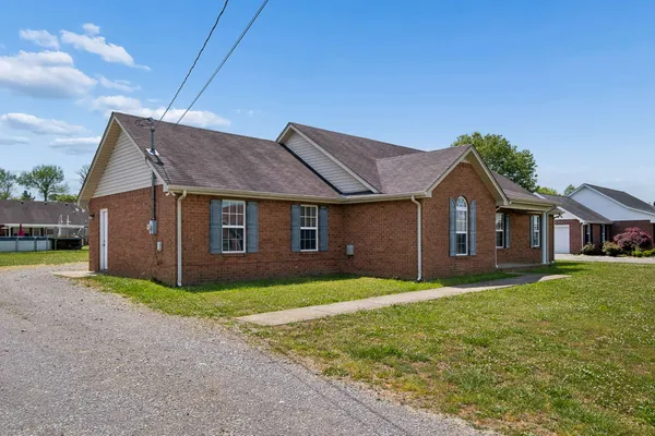 $1,950 | 2934 Ridgewood Drive, Christiana, TN 37037