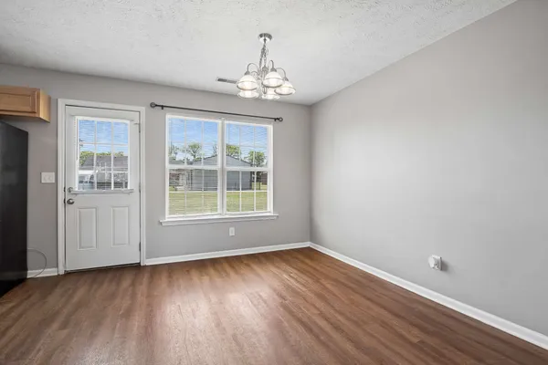$1,950 | 2934 Ridgewood Drive, Christiana, TN 37037