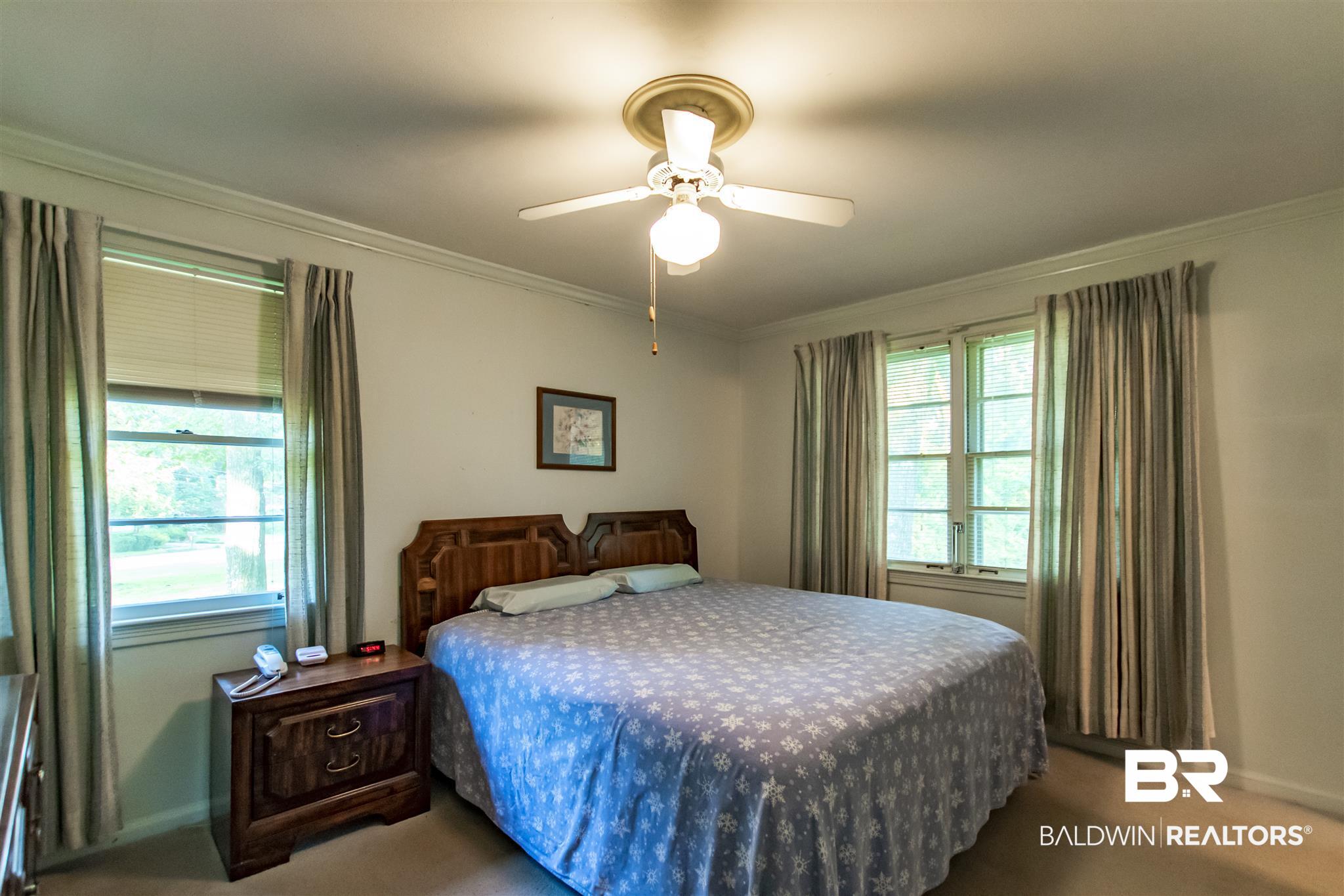 400 Thornton Place Mobile, AL 36609 - Photo 23 of 34