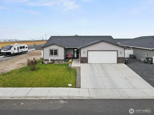 $415,000 | 705 East Mt. Adams Street, Othello, WA 99344