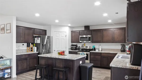 $415,000 | 705 East Mt. Adams Street, Othello, WA 99344