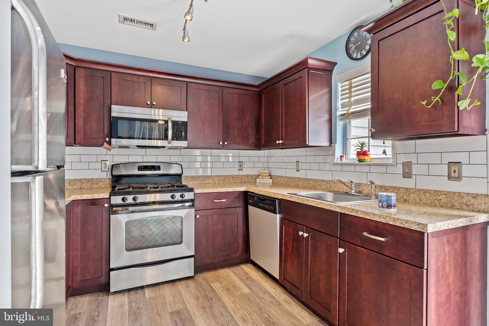 710 Rutland Court Sewell, NJ 08080 - Photo 11 of 21 Gallery Image 11