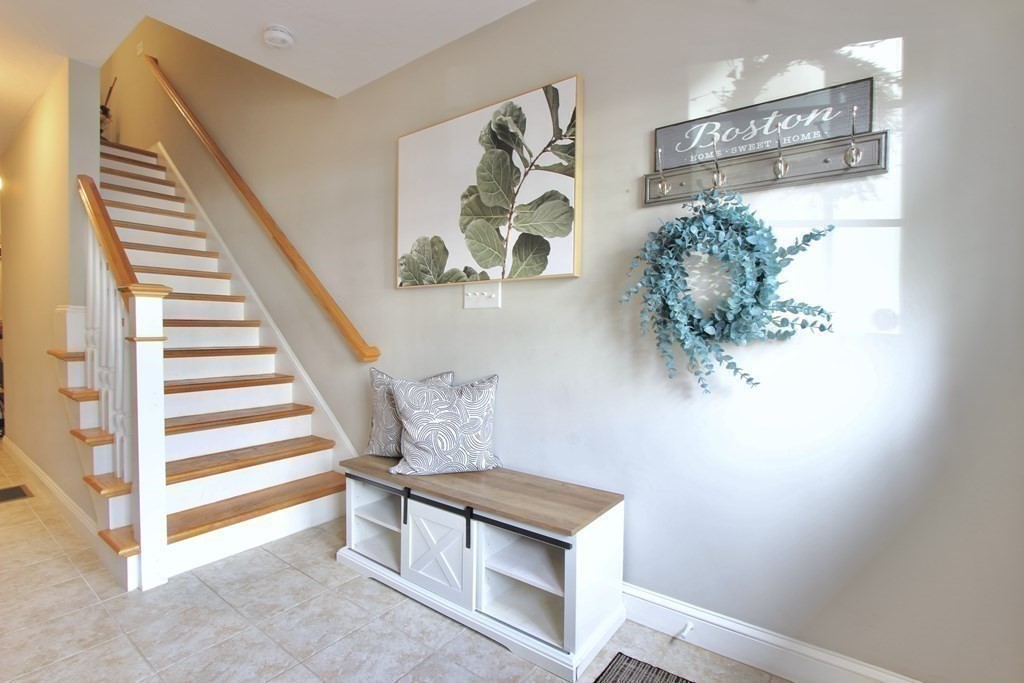 46 Compass Point, Unit 46 North Andover, MA 01845 - Photo 6 of 37