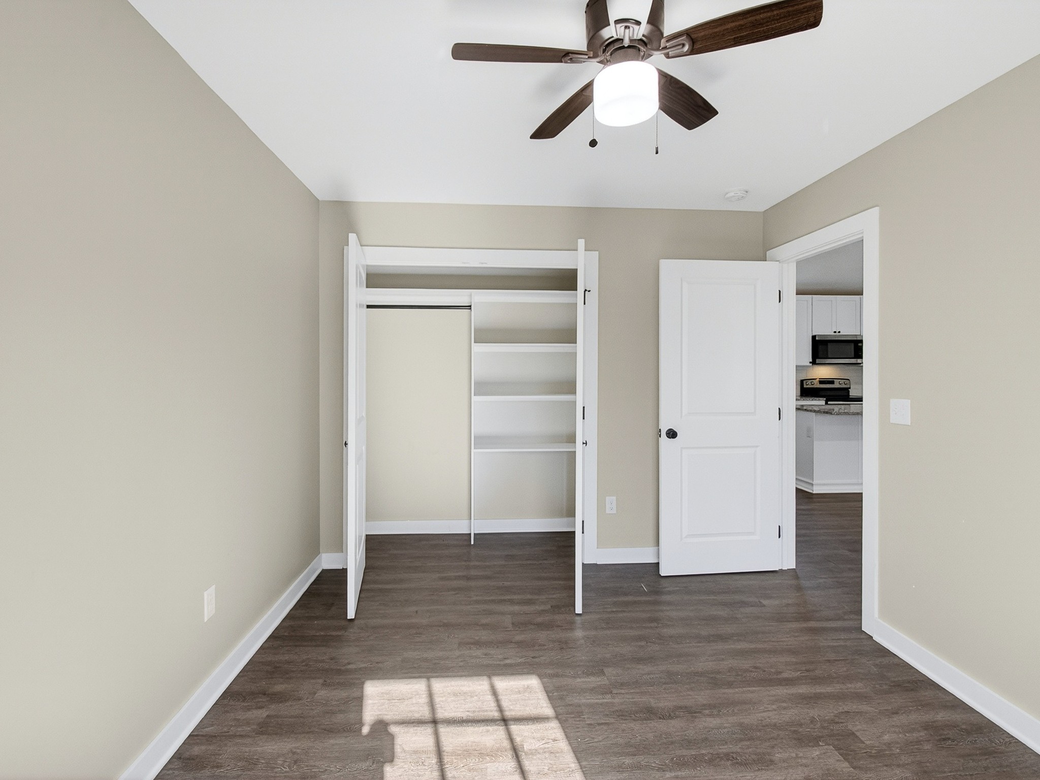 621 Womack Road Bethpage, TN 37022 - Photo 28 of 50 a view of empty room with wooden floor