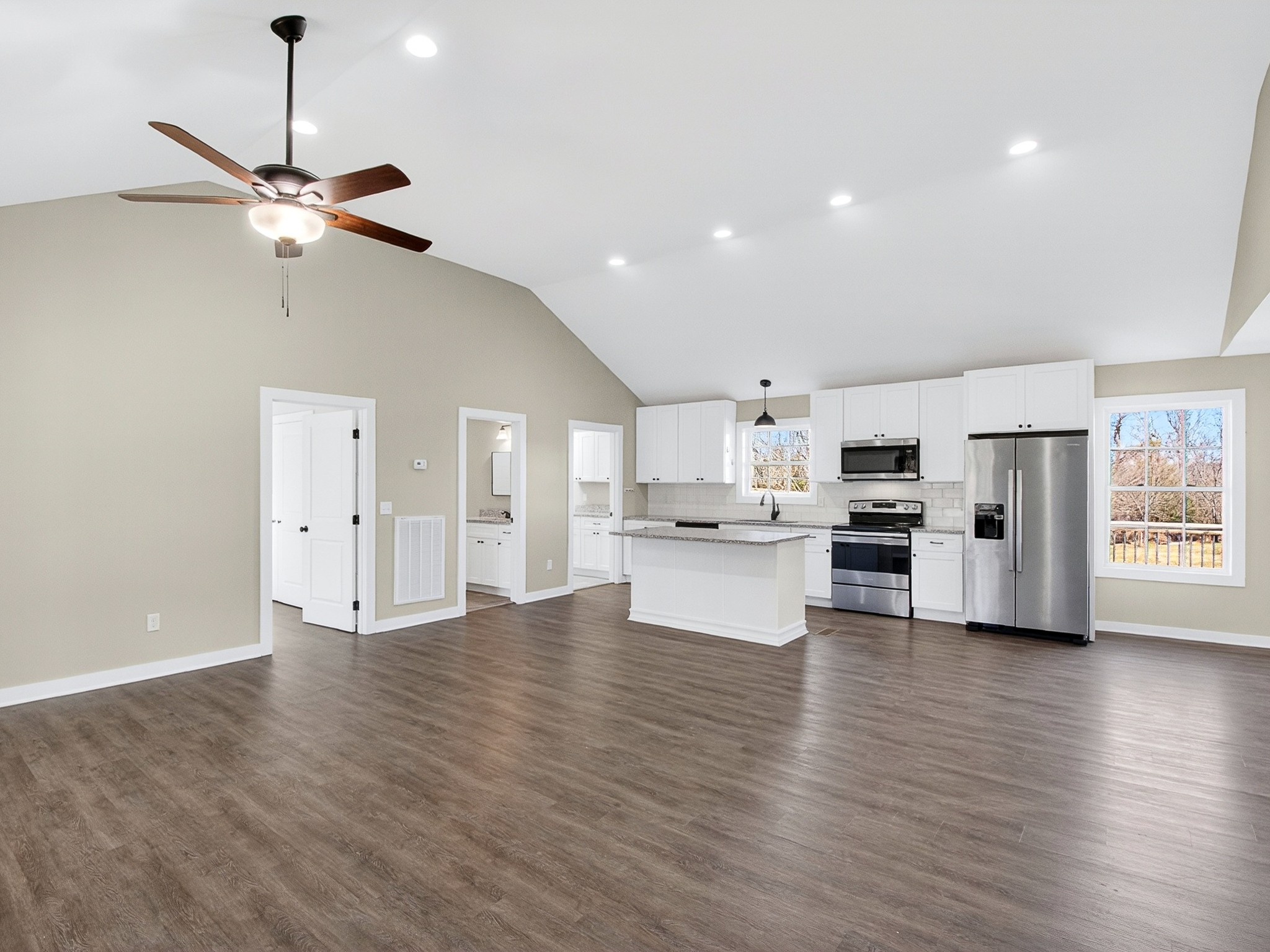 621 Womack Road Bethpage, TN 37022 - Photo 8 of 50 a view of kitchen with stainless steel appliances refrigerator oven and cabinets