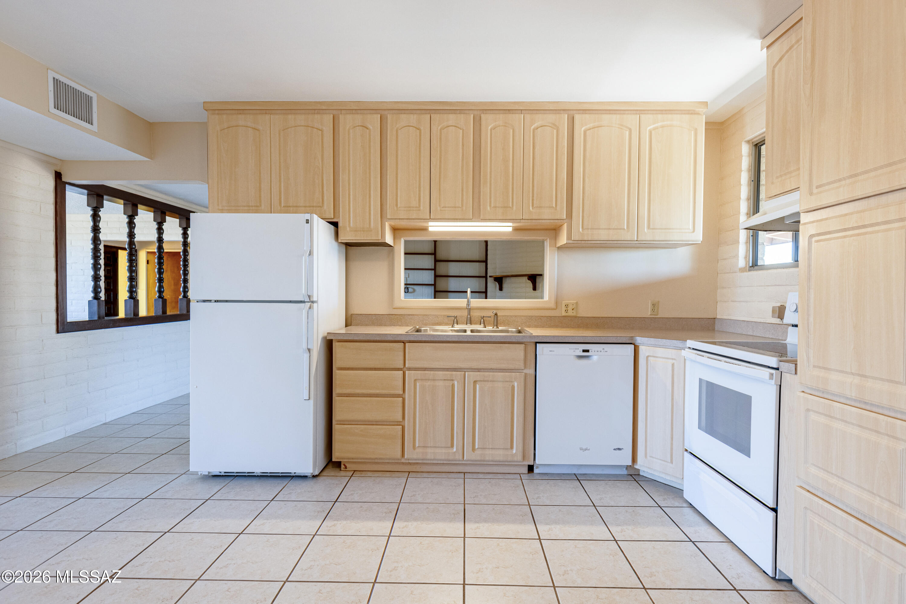 1551 North Sandario Road Tucson, AZ 85743 - Photo 11 of 39