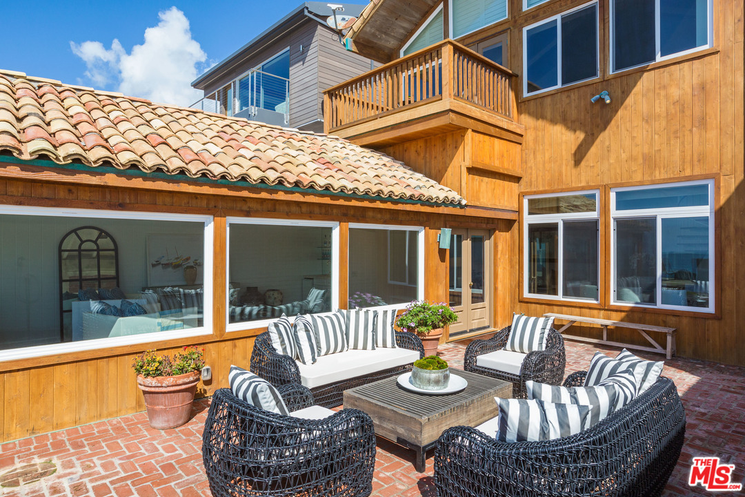 23530 Malibu Colony Road Malibu, CA 90265 - Photo 11 of 47