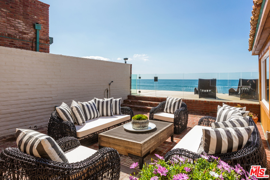 23530 Malibu Colony Road Malibu, CA 90265 - Photo 12 of 47