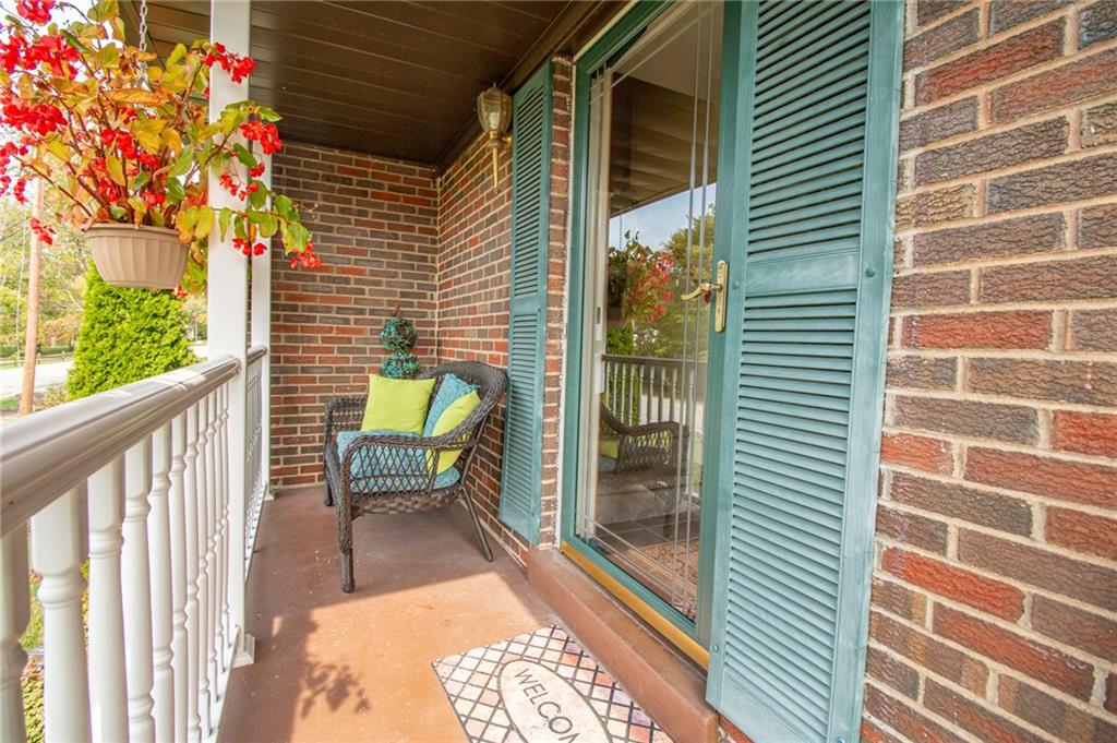153 Saunders Station Road Trafford, PA 15085 - Photo 2 of 23 Gallery Image 2