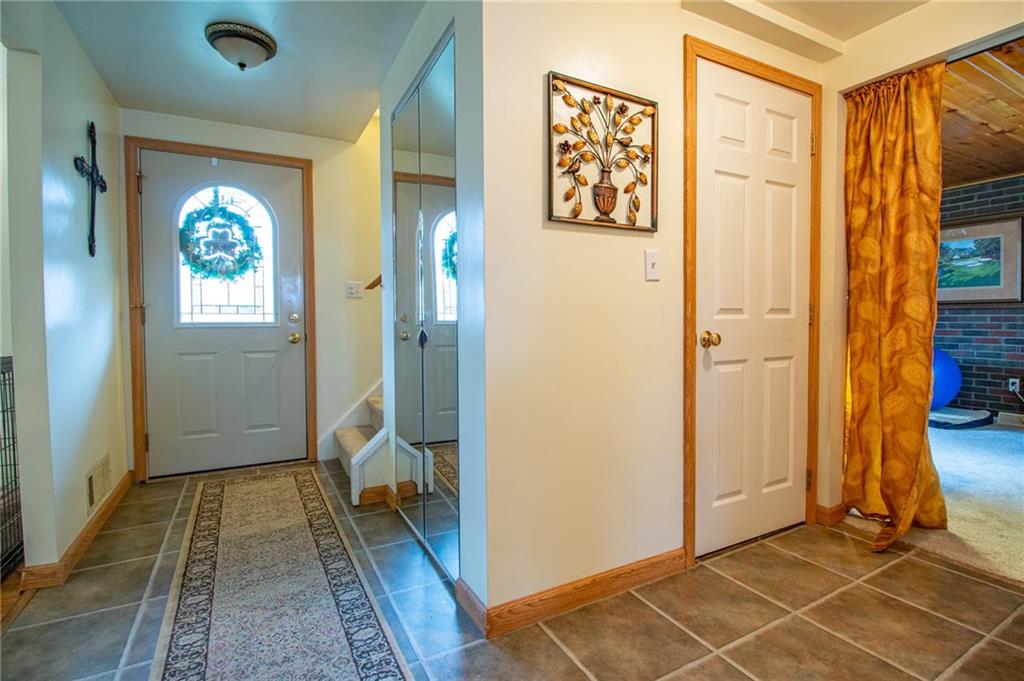 153 Saunders Station Road Trafford, PA 15085 - Photo 3 of 23 Gallery Image 3