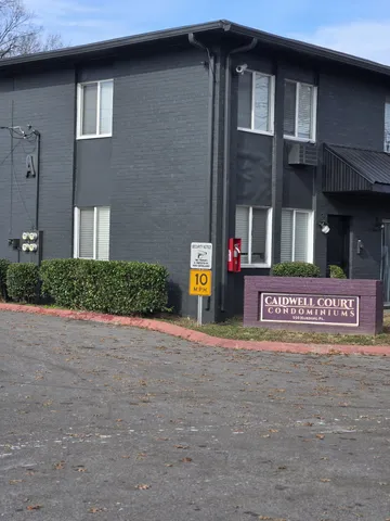 $1,050 | 550 Harding Place, Unit E120, Nashville, TN 37211