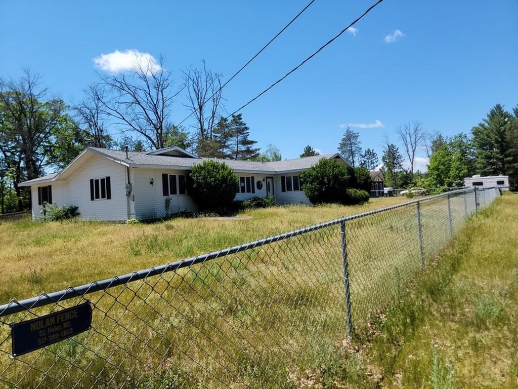 1694 Possum Track Road Alger, MI 48610 - Photo 3 of 30