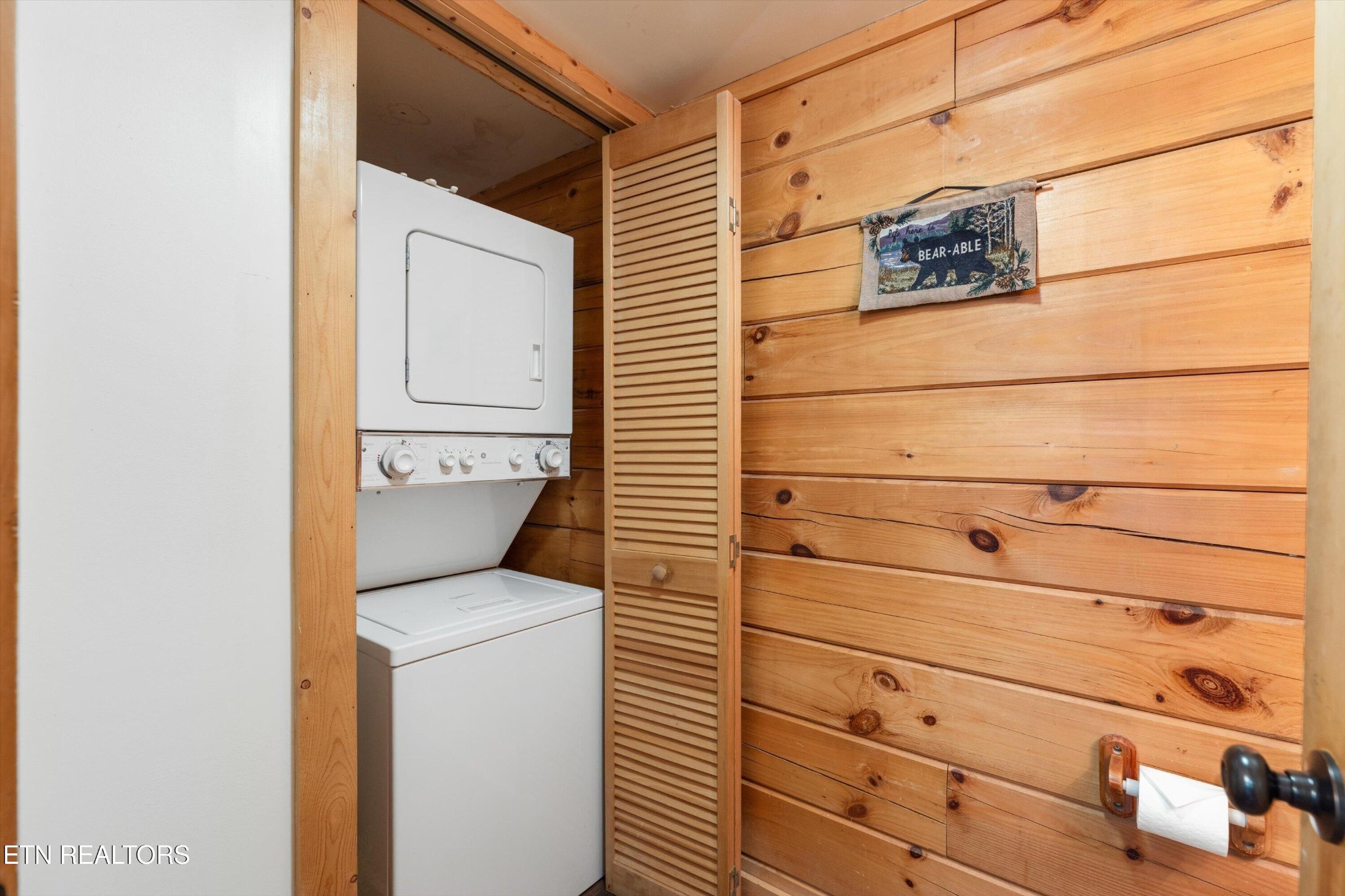 709 Grey Hawk Way Sevierville, TN 37863 - Photo 18 of 30 a utility room with dryer and washer