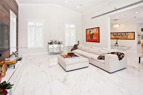 $8,450,000 | 165 Paloma Drive, Coral Gables, FL 33143