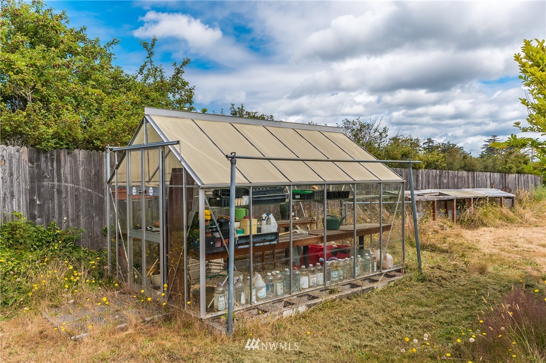 876 North Holbrook Road Coupeville, WA 98239 - Photo 9 of 24 Gallery Image 9