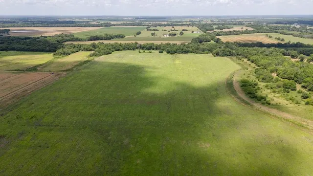 $418,700 | 1 90th Lane, Liberal, MO 64762