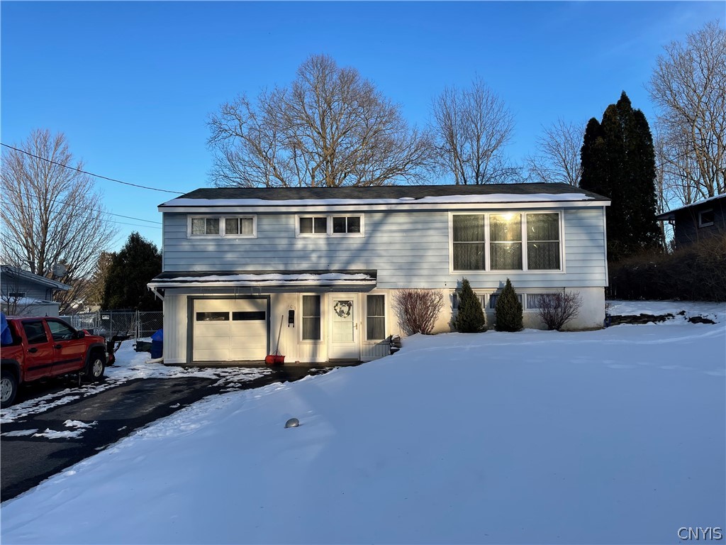 103 Rutledge Street Geddes, NY 13219 - Photo 1 of 1 Double wide driveway, Large Foyer Entry.