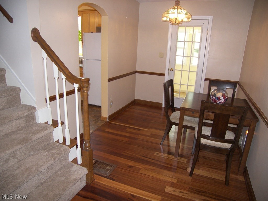 33530 Pettibone Road Solon, OH 44139 - Photo 9 of 35