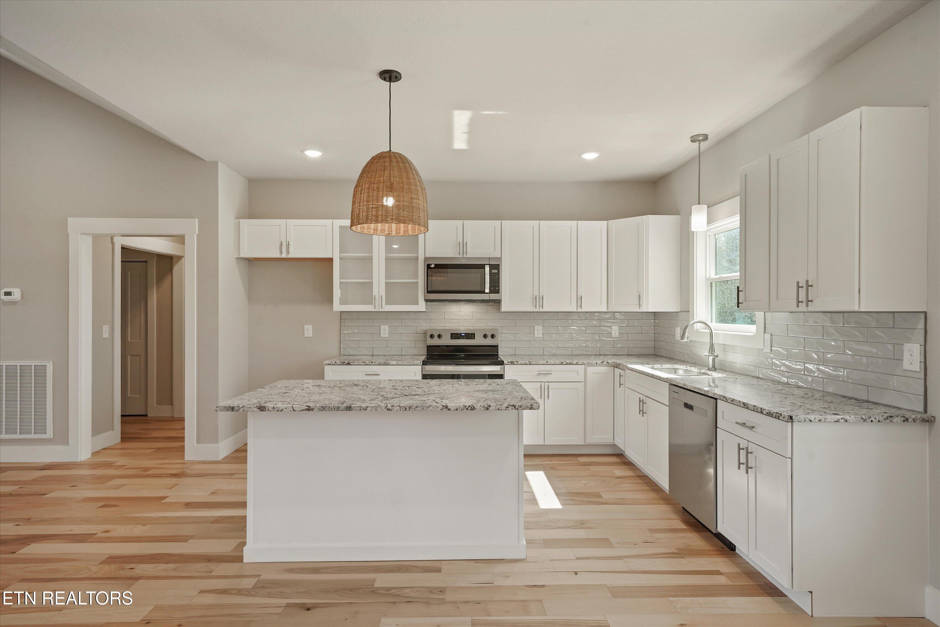 4902 Idumea Road Corryton, TN 37721 - Photo 11 of 42 12-4902 Idumea Rd24