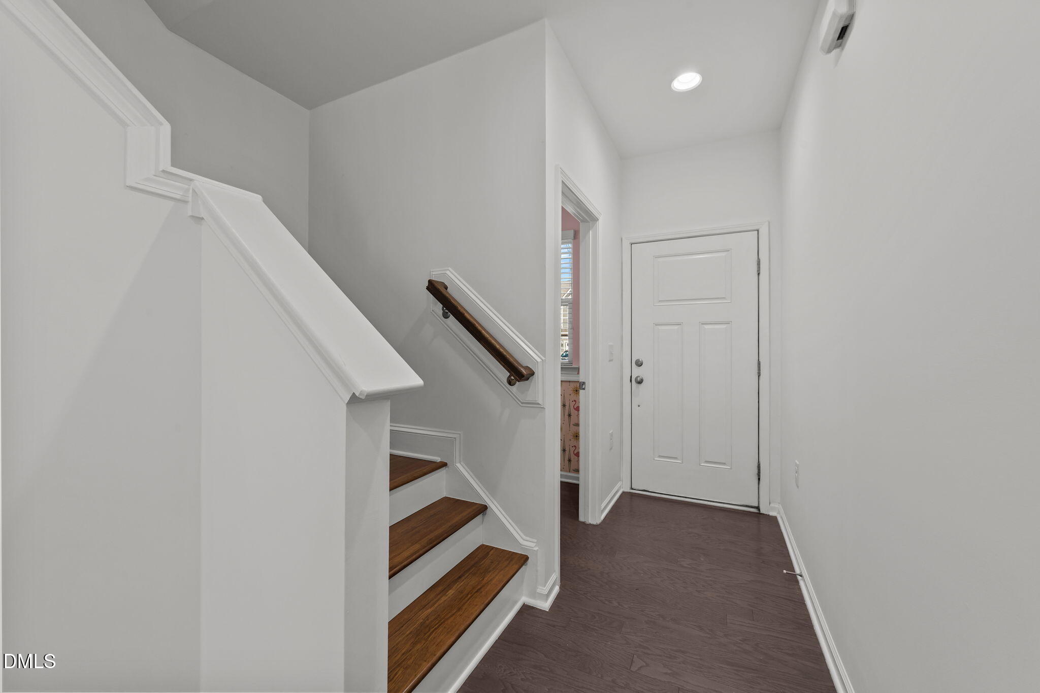 115 Writing Rock Place Apex, NC 27539 - Photo 3 of 31 a view of entryway