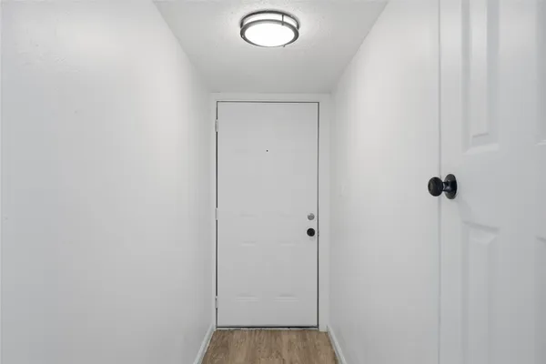 $995 | 2705 Windswept Cove, Unit 101, Austin, TX 78745