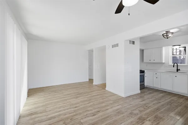 $995 | 2705 Windswept Cove, Unit 101, Austin, TX 78745