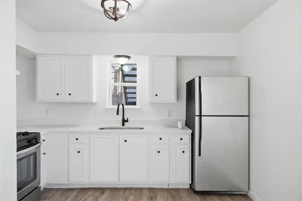 $995 | 2705 Windswept Cove, Unit 101, Austin, TX 78745