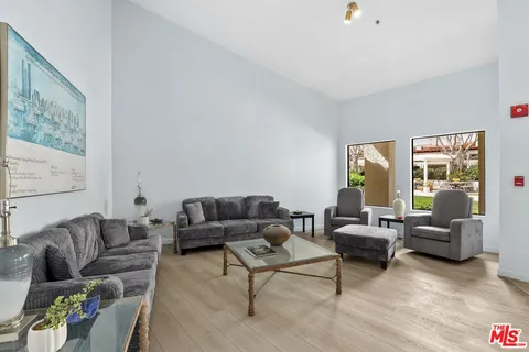 $296,804 | 501 North Palisades Drive, Unit 103, Pacific Palisades, CA 90272