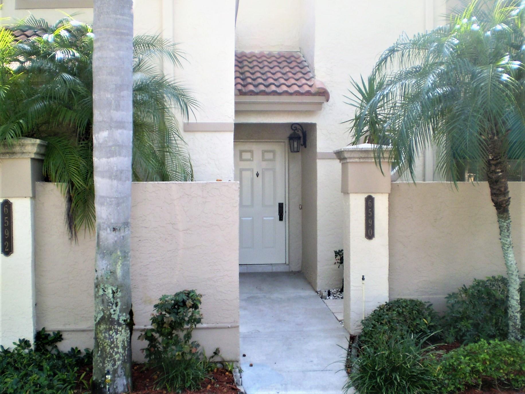 6590 Via Regina Boca Raton, FL 33433 - Photo 1 of 16 Front