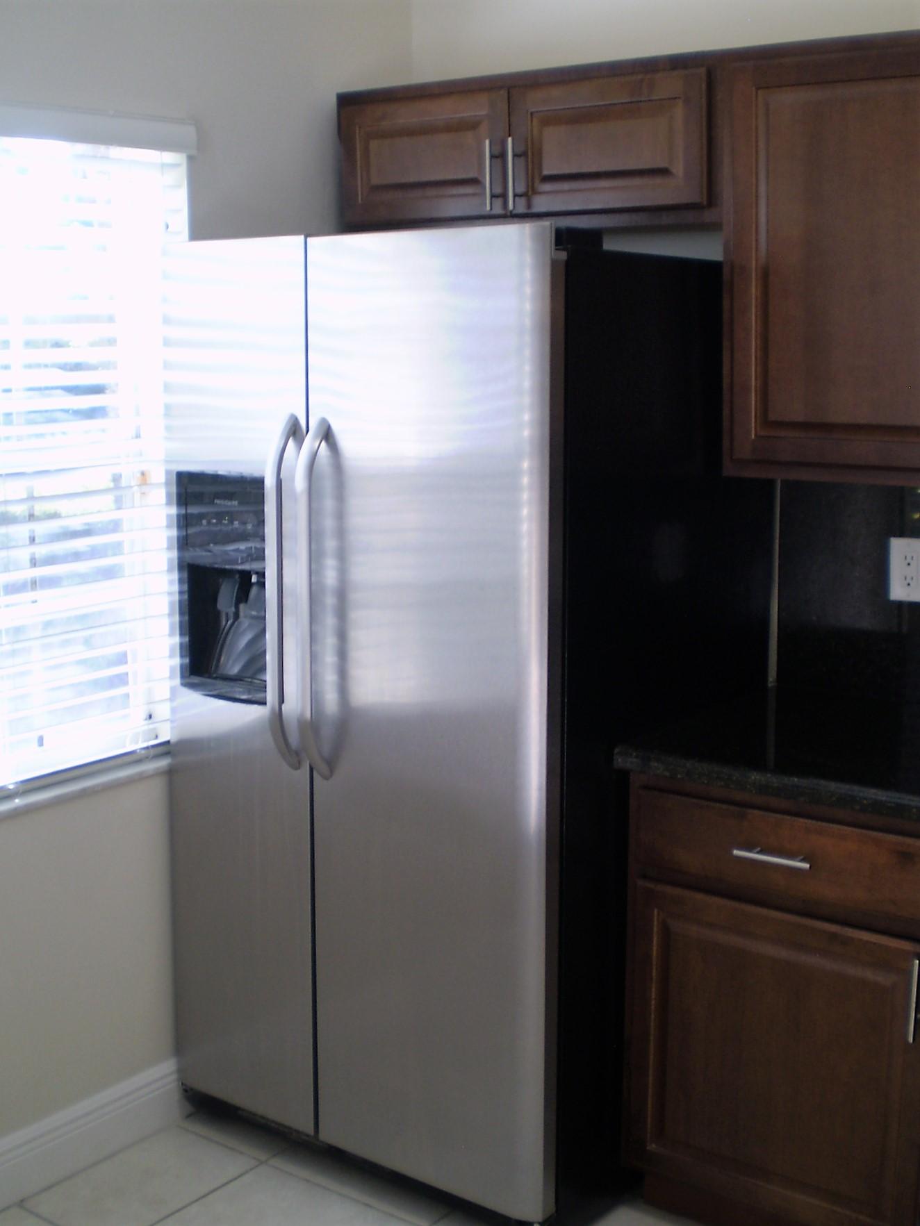 6590 Via Regina Boca Raton, FL 33433 - Photo 2 of 16 P1030005