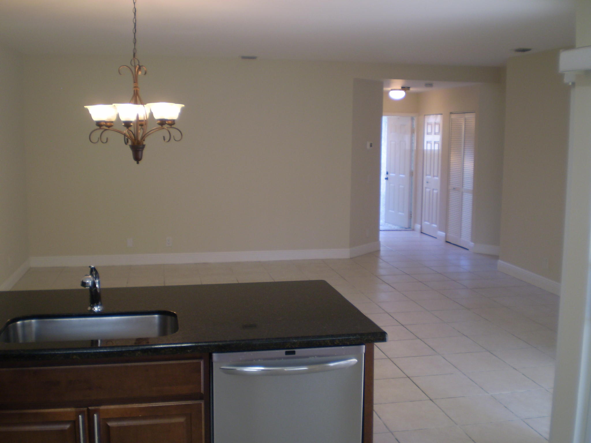 6590 Via Regina Boca Raton, FL 33433 - Photo 5 of 16 P1030009